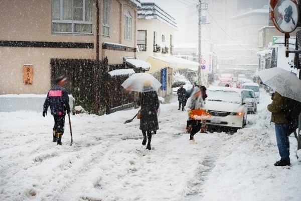 雪渋滞.jpg